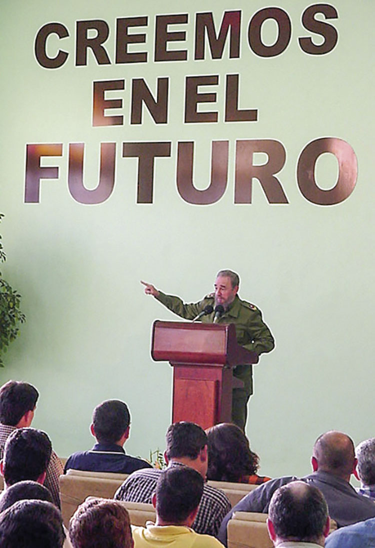 Fidel significó la importancia de esta institución durante su alocución en la reapertura del Palacio de Computación