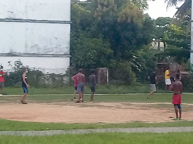 futbol en barrio pinareno