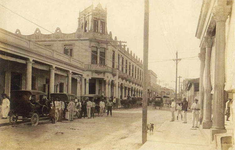 Calle Martí, la vía principal que atraviesa toda la ciudad (1904-1918)