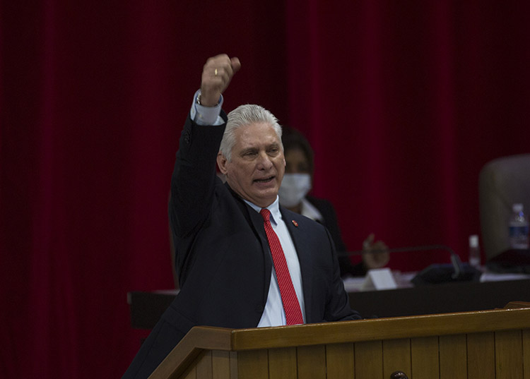 El presidente cubano, Miguel Díaz-Canel Bermúdez, informó que al cierre de este año Cuba espera comenzar la recuperación de su actividad económica.