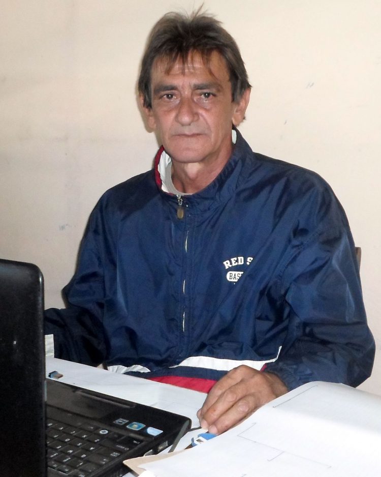 Luis Martínez Cruz, historiador de La Palma y fotógrafo del reportaje.