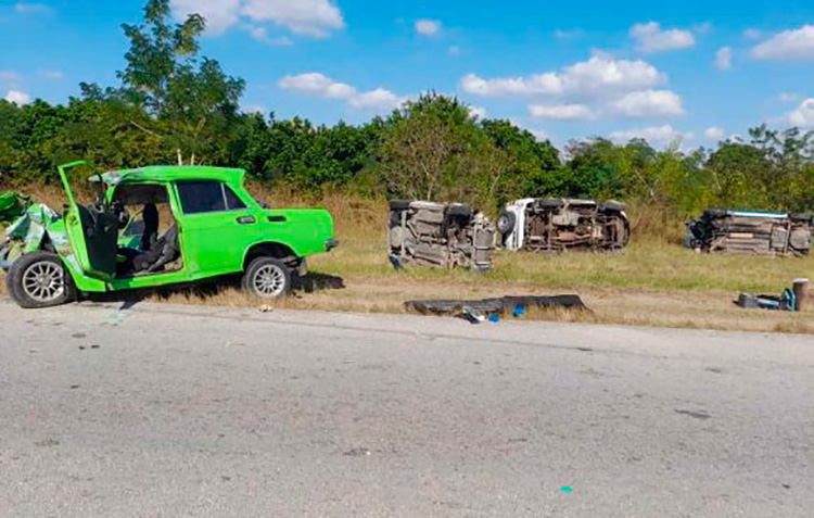 El accidente ocurrió en el kilómetro 323 de la Autopista Nacional, en las cercanías del municipio de Cabaiguán.