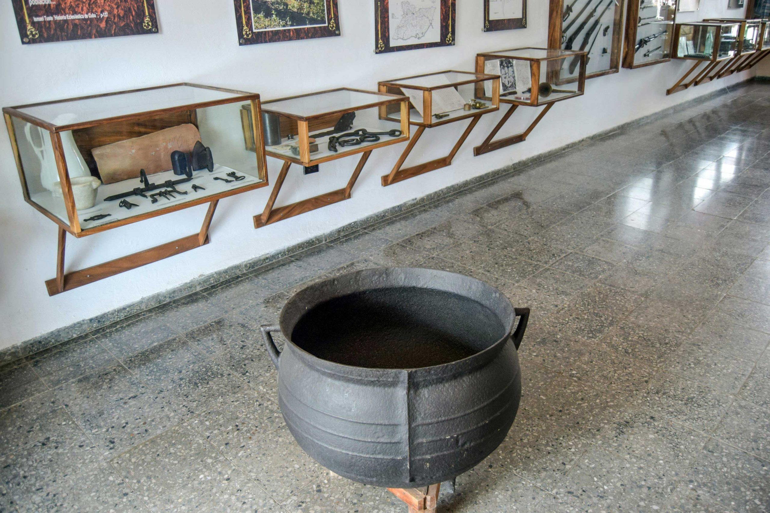 7-Museo-municipal-de-historia-san-luis-pinar-del-rio-cuba-3000x2000